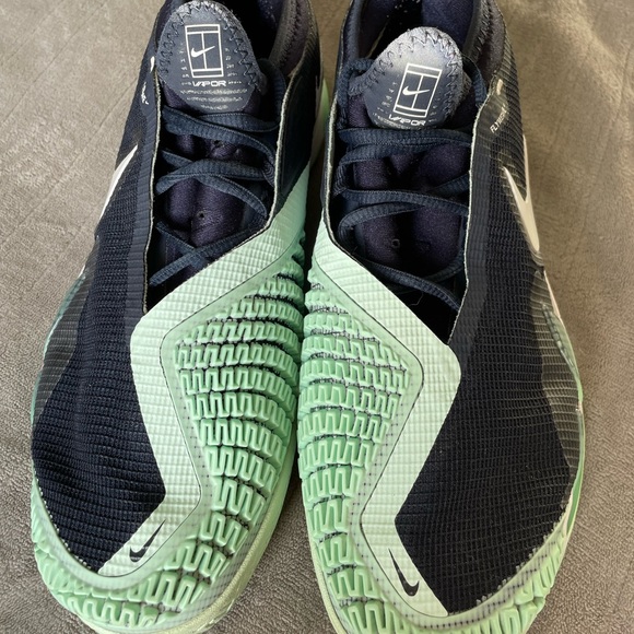Nike Vapor NXT shoes - Picture 2 of 7